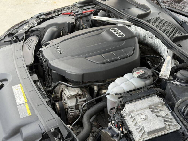 2017 Audi A4 2.0T quattro Premium Plus