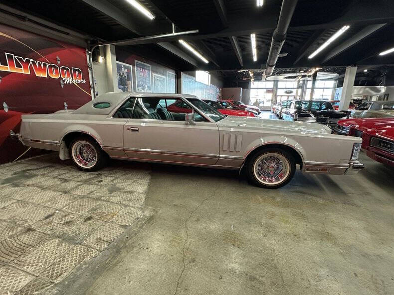 1977 Lincoln Continental