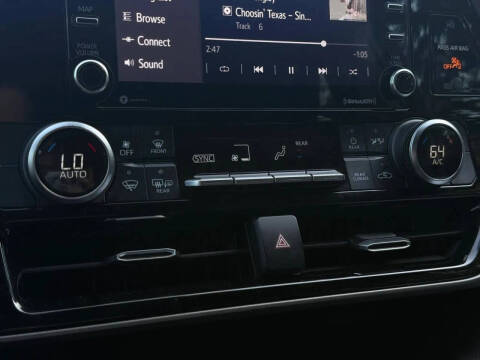 2020 Toyota Highlander L