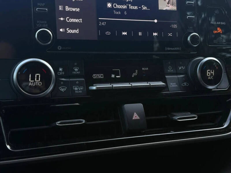 2020 Toyota Highlander L