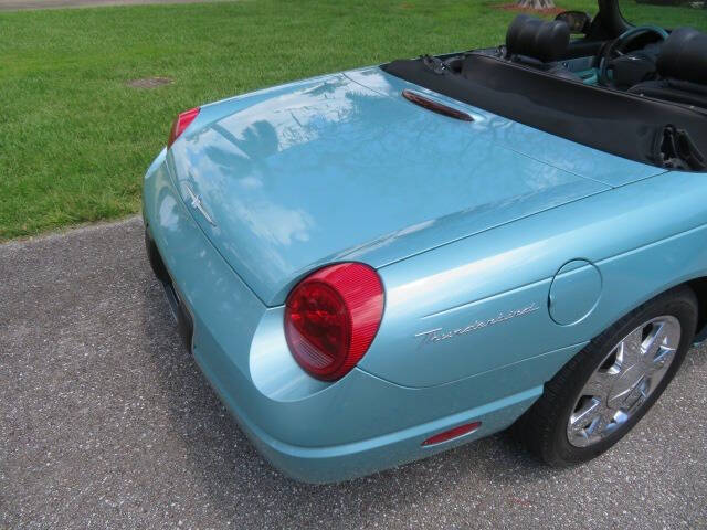 2002 Ford Thunderbird Deluxe