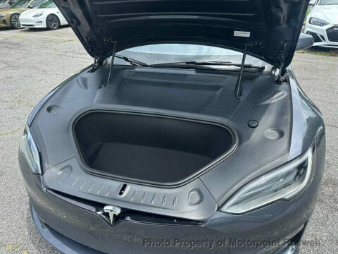 2023 Tesla Model S Plaid