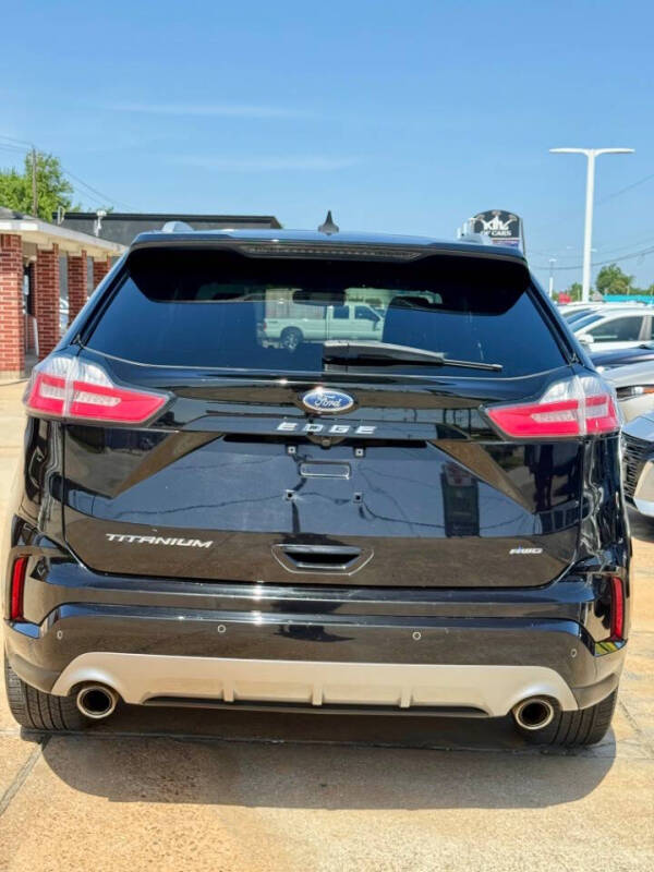 2022 Ford Edge Titanium