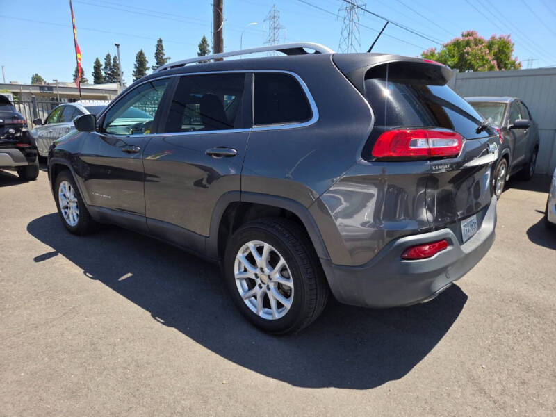 2016 Jeep Cherokee Latitude