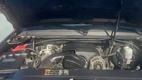 2013 Chevrolet Avalanche LS Black Diamond