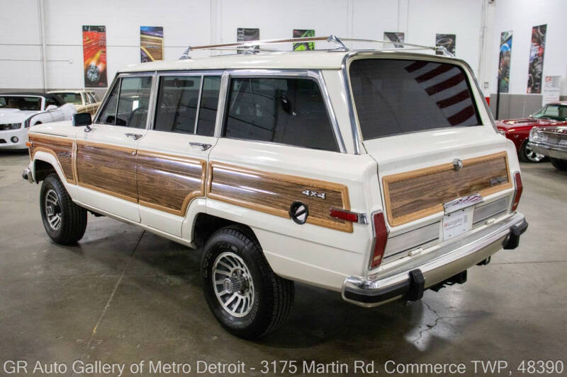 1987 Jeep Grand Wagoneer