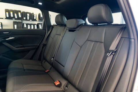 2027 Audi Q6 e-tron quattro Premium Plus