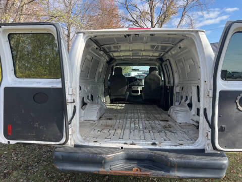 2009 Ford E-Series E-350 SD