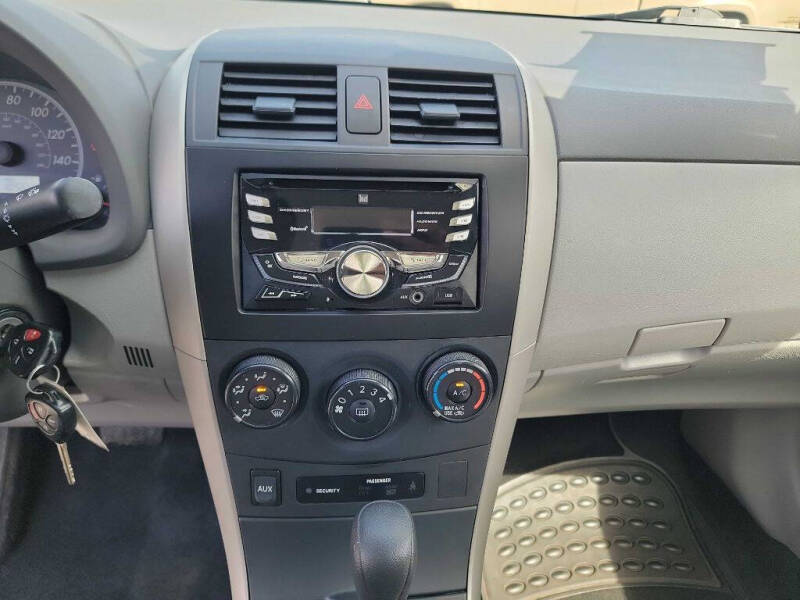 2009 Toyota Corolla LE