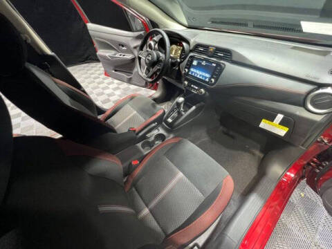 2025 Nissan Versa SR