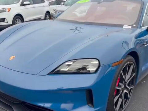 2025 Porsche Taycan 4S