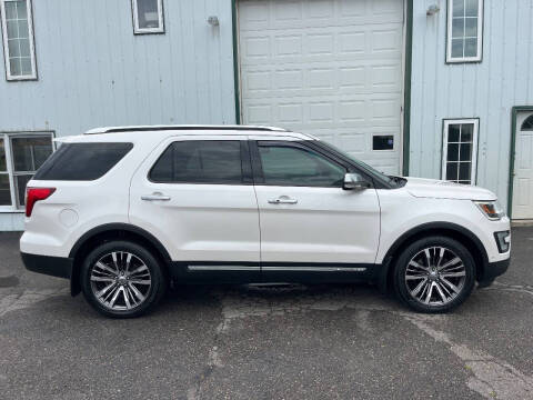 2017 Ford Explorer Platinum