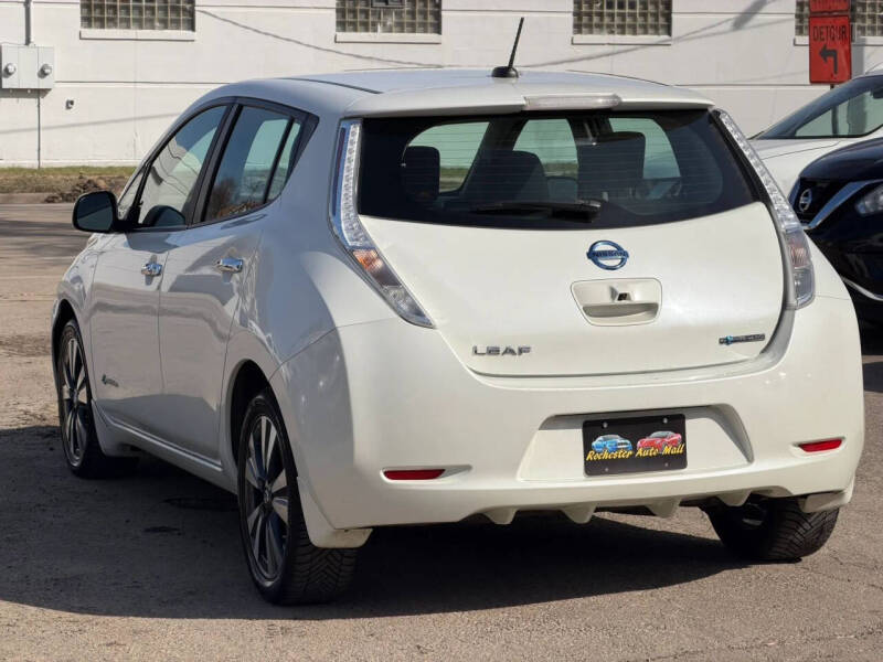 2016 Nissan LEAF