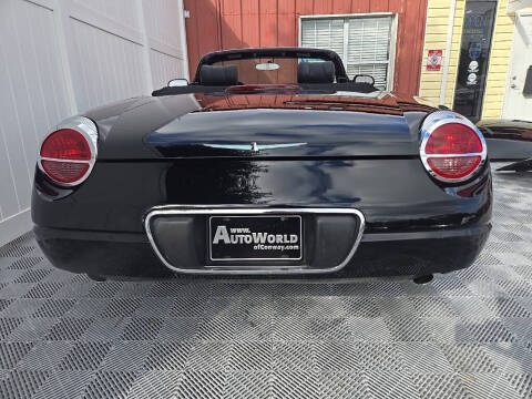 2003 Ford Thunderbird