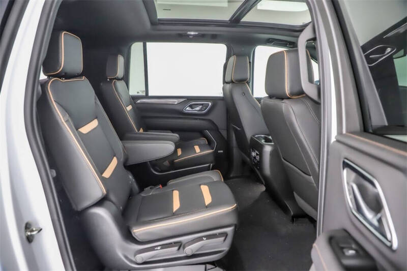 2024 GMC Yukon XL AT4