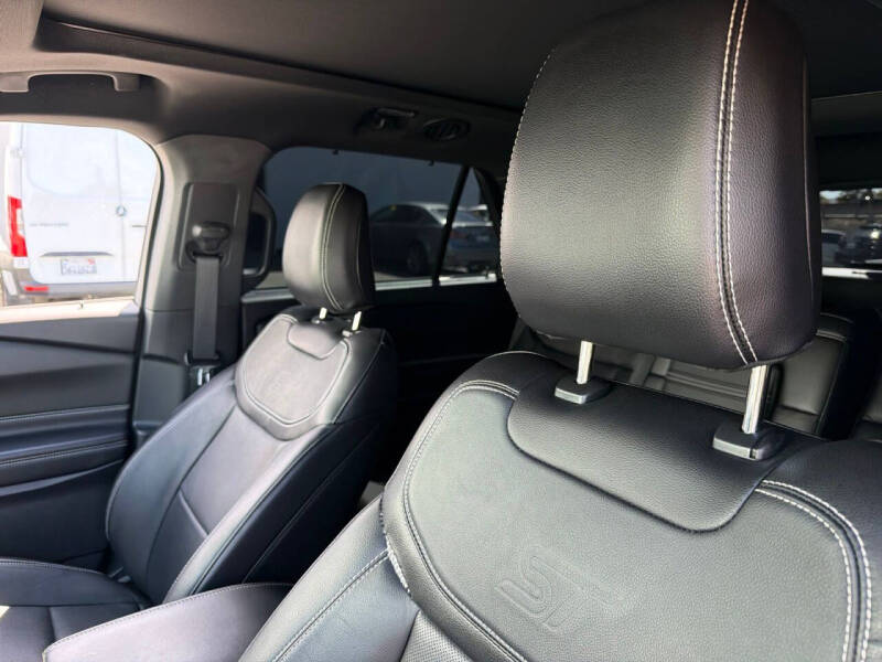 2021 Ford Explorer ST