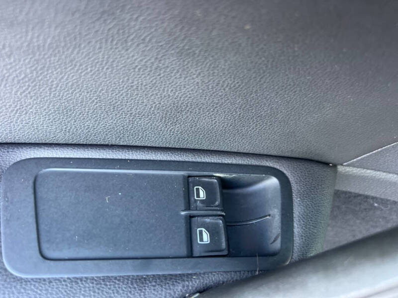 2015 Volkswagen Golf TSI S