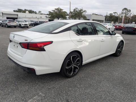 2024 Nissan Altima 2.5 SR