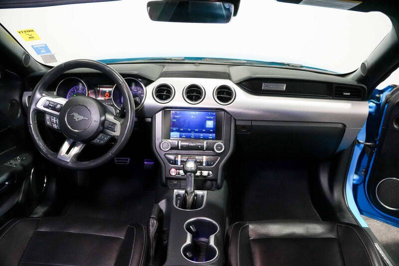 2022 Ford Mustang EcoBoost Premium