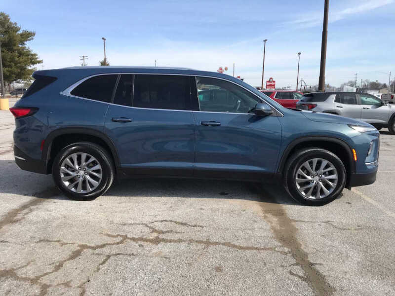 2025 Buick Enclave Preferred