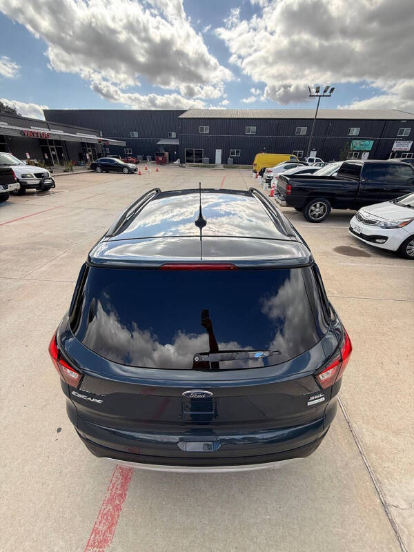 2019 Ford Escape SEL