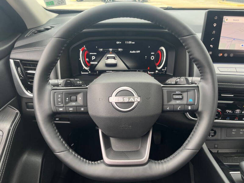 2025 Nissan Rogue SL