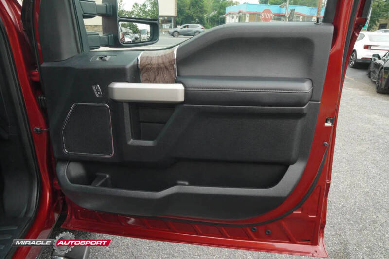 2017 Ford F-350 Super Duty Lariat