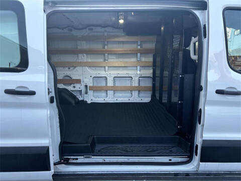 2024 Ford Transit