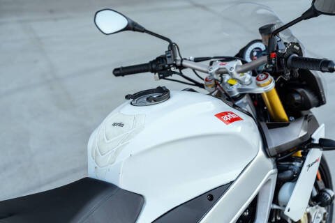 2015 Aprilia Tuono V4