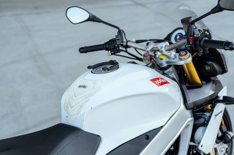 2015 Aprilia Tuono V4