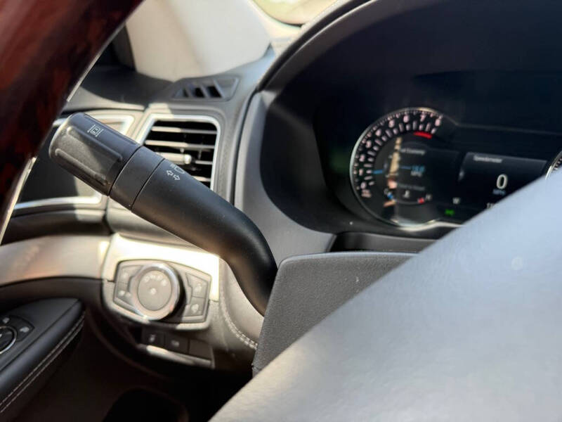 2018 Ford Explorer Platinum