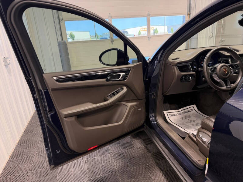 2018 Porsche Macan