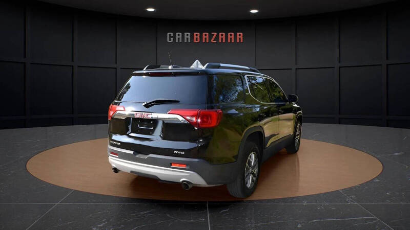 2017 GMC Acadia SLE-2