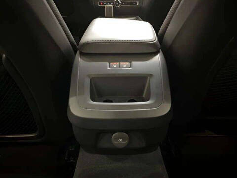 2025 Volvo V60 Cross Country B5 Plus