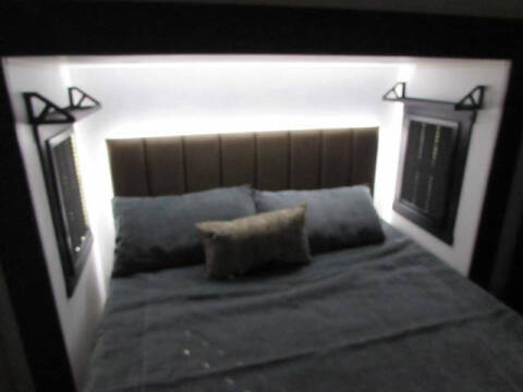 2025 Forest River F320 VIEW