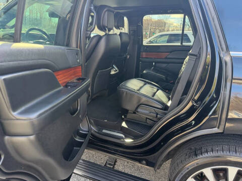 2018 Lincoln Navigator Select