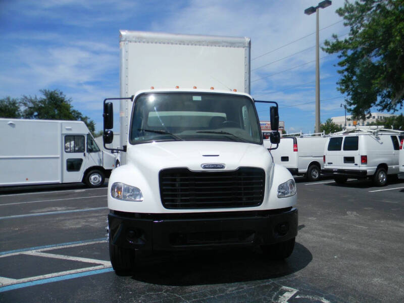 2023 Freightliner M2 106