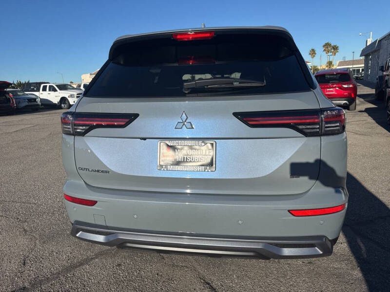 2026 Mitsubishi Outlander SE