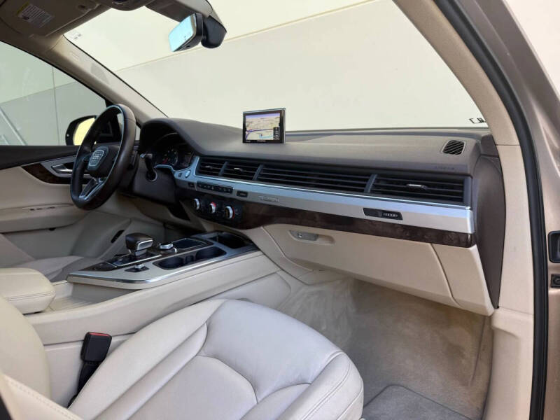 2018 Audi Q7 2.0T quattro Premium Plus