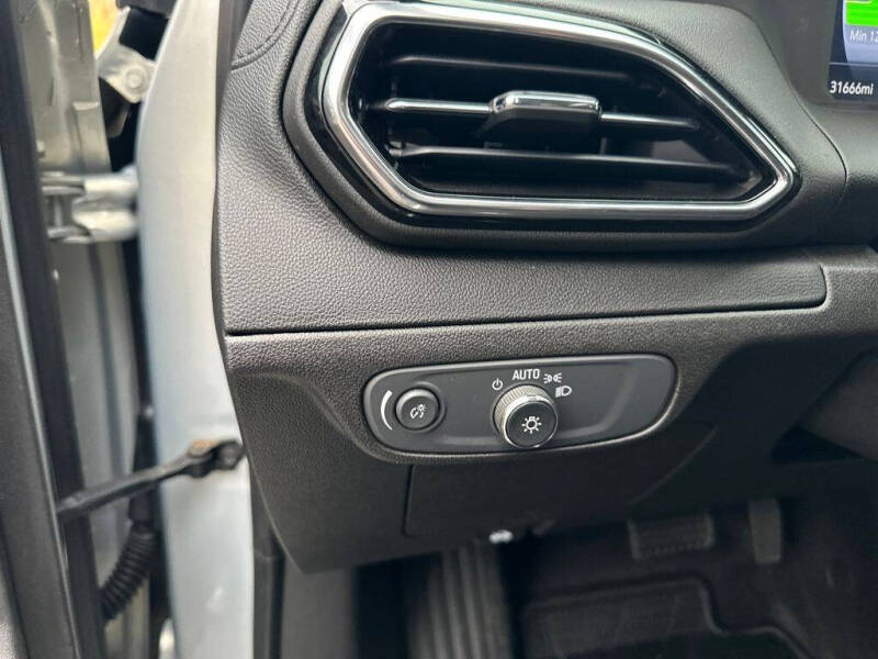 2023 Chevrolet Bolt EUV LT