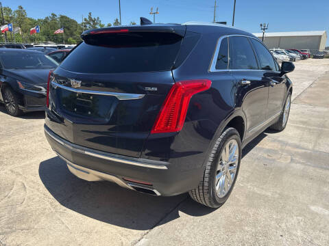 2017 Cadillac XT5 Platinum