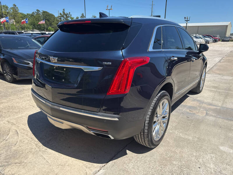 2017 Cadillac XT5 Platinum