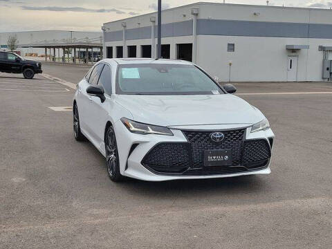 2019 Toyota Avalon XLE