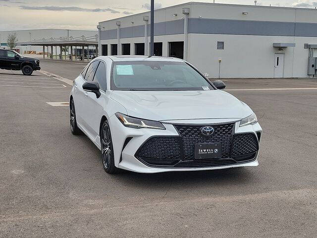2019 Toyota Avalon XLE