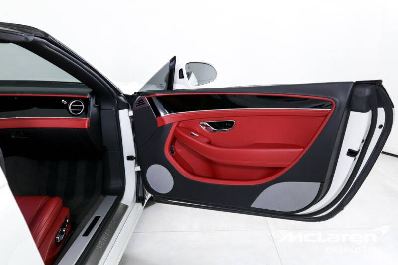 2022 Bentley Continental GTC V8