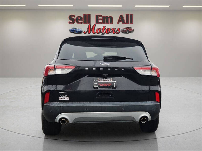 2021 Ford Escape SEL