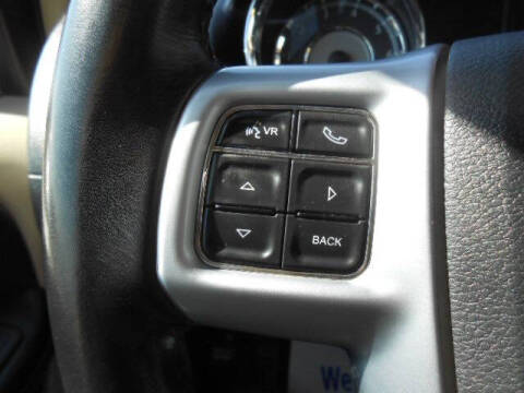 2012 Chrysler Town and Country Touring