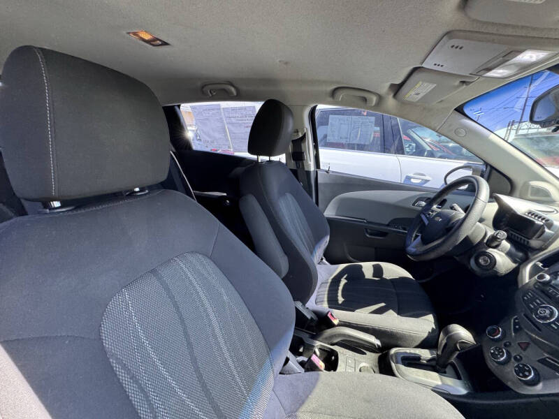 2012 Chevrolet Sonic LT