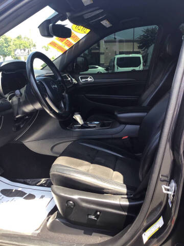 2020 Jeep Grand Cherokee Altitude