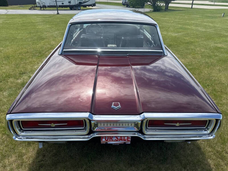 1964 Ford Thunderbird